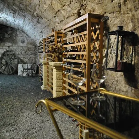 Le Beffroi 3* Tournon-dʼAgenais